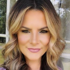 Meet your Posher, Sheena